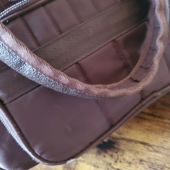 LUG PUDDLE JUMPER OVERNIGHT / GYM BAG, BROWN - Picture 5 of 8